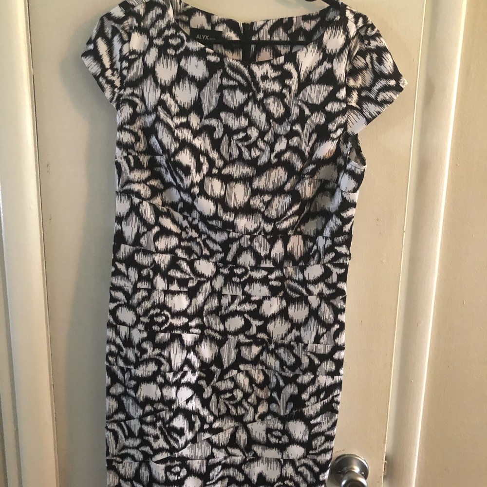 Alyx Midi Fitted Dress